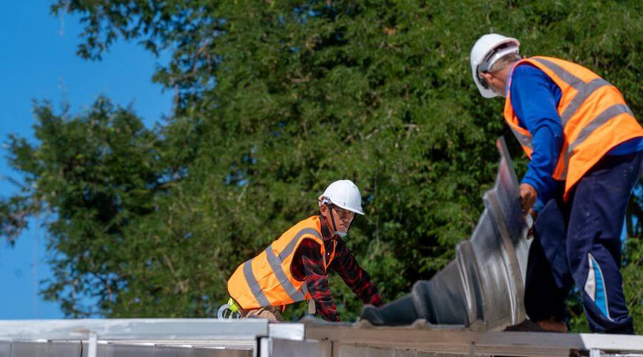 Professional Flat Roofing Installation in Hanover, ME